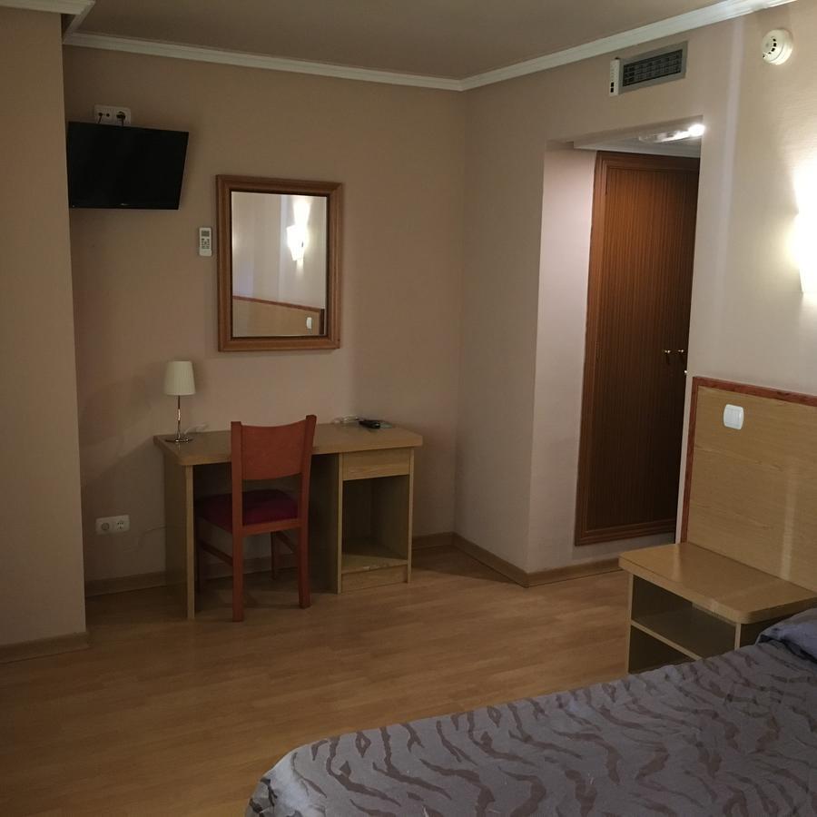 Hotel Avenida Leganés Εξωτερικό φωτογραφία